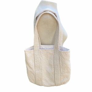 Handmade tote bag Christmas embroideries color is cream